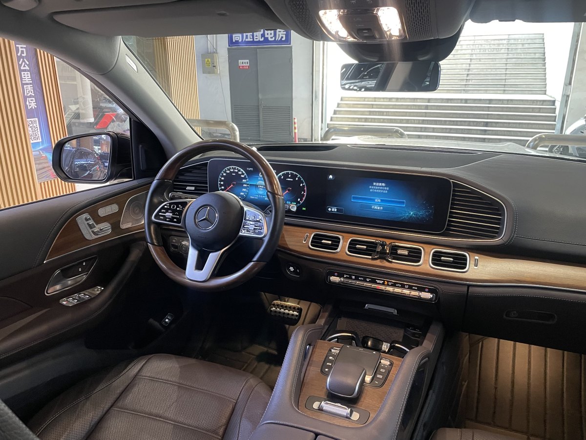 奔馳 奔馳GLS  2021款 改款 GLS 450 4MATIC 豪華型圖片