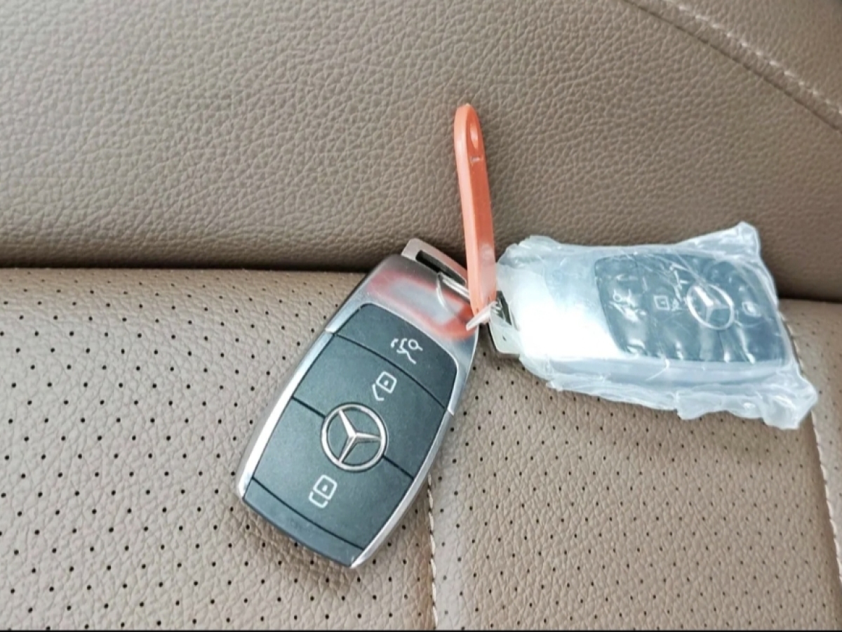奔馳 奔馳GLE  2023款 GLE 350 4MATIC 動(dòng)感型圖片