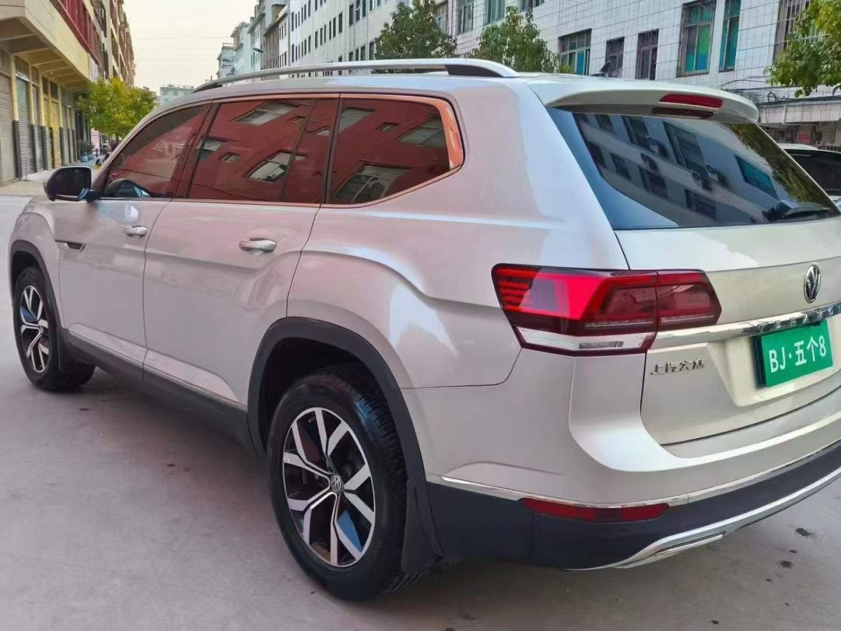 納智捷 優(yōu)6 SUV  2019款 1.6T 新創(chuàng)型圖片