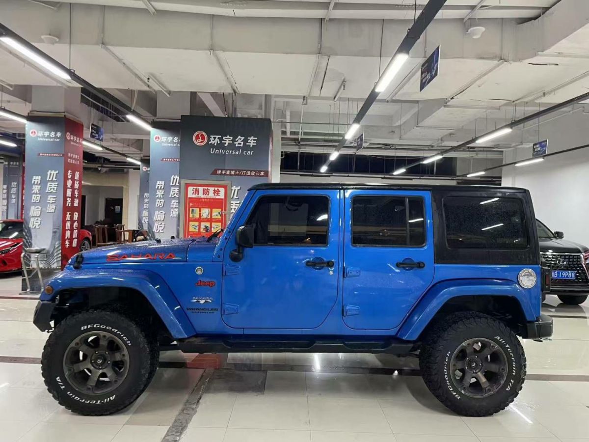 Jeep 牧馬人  2017款 2.8TD Sahara 四門(mén)舒享版圖片