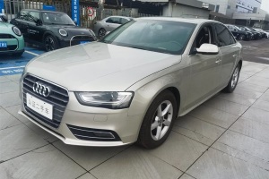 奧迪A4L 奧迪 30 TFSI 典藏版 自動舒適型