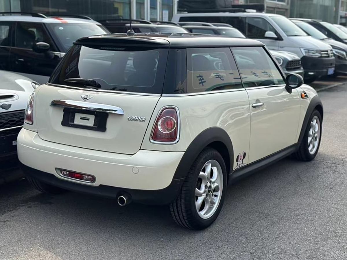 MINI COUNTRYMAN  2011款 1.6L COOPER Fun圖片