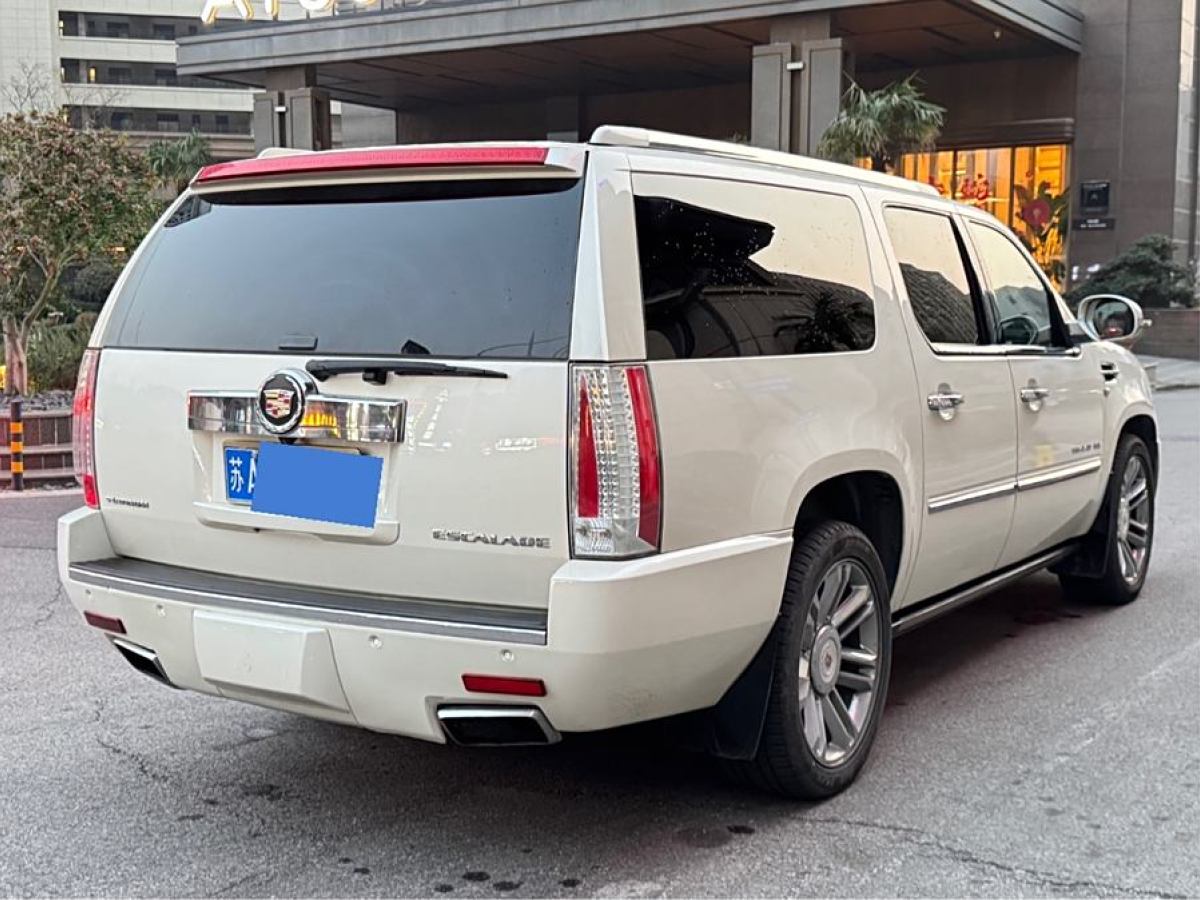 凱迪拉克 凱雷德ESCALADE  2013款 6.2L ESV鉑金版加長型圖片