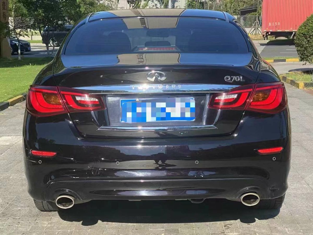 英菲尼迪 Q70  2015款 Q70L 2.5L 奢華版圖片