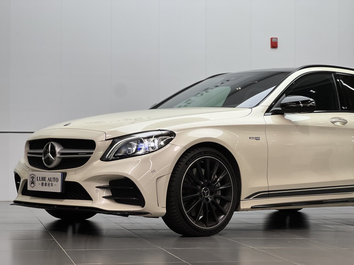 2019年9月奔馳 奔馳C級AMG  2019款 AMG C 43 4MATIC 旅行轎車 特別版