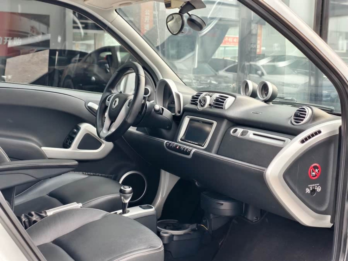 smart fortwo  2012款 1.0T 博速Xclusive版圖片