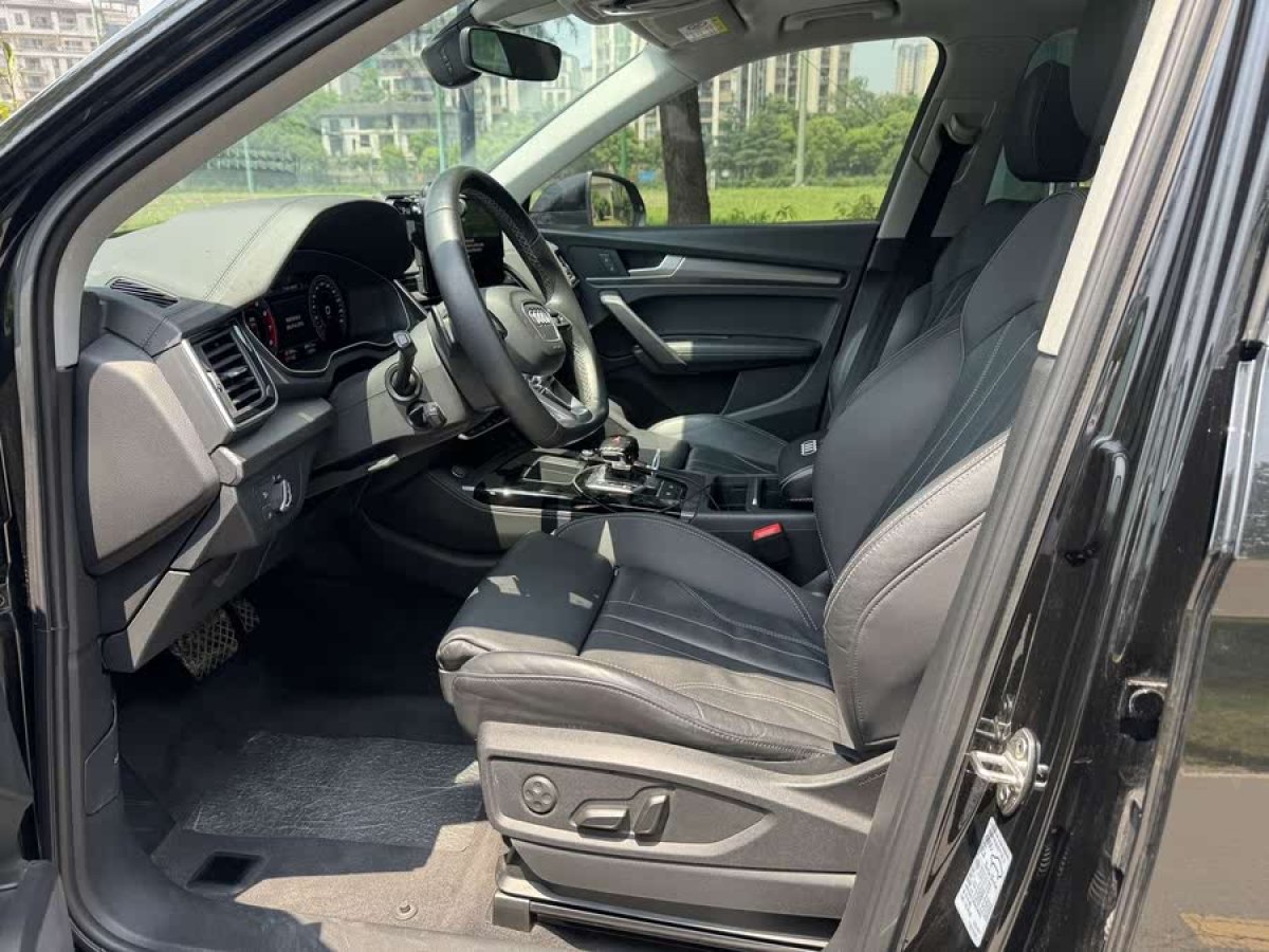 奧迪 奧迪Q5L  2021款 40 TFSI 豪華動感型圖片
