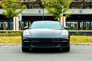 Panamera 保時(shí)捷 Panamera 3.0T