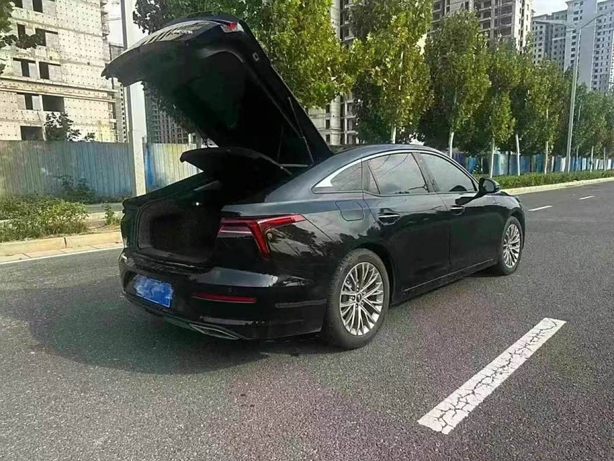 奔騰 B70  2022款 2.0T 自動(dòng)尊享型圖片