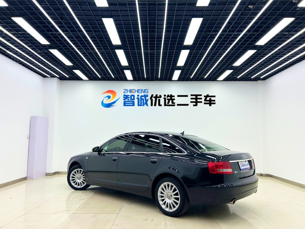 奧迪 奧迪A6L  2006款 3.2 FSI quattro 領(lǐng)先尊享型圖片