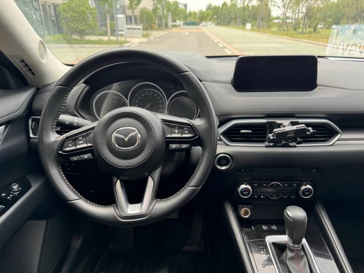 馬自達(dá) CX-5  2021款 2.0L 自動兩驅(qū)黑騎士圖片
