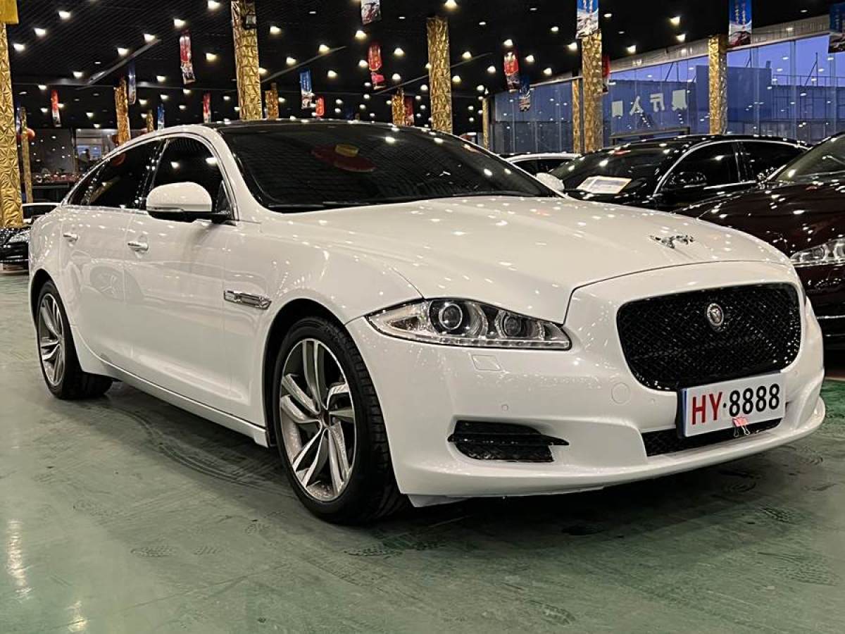 捷豹 XJ  2014款 XJL 3.0 SC 四驅(qū)尊享商務(wù)版圖片