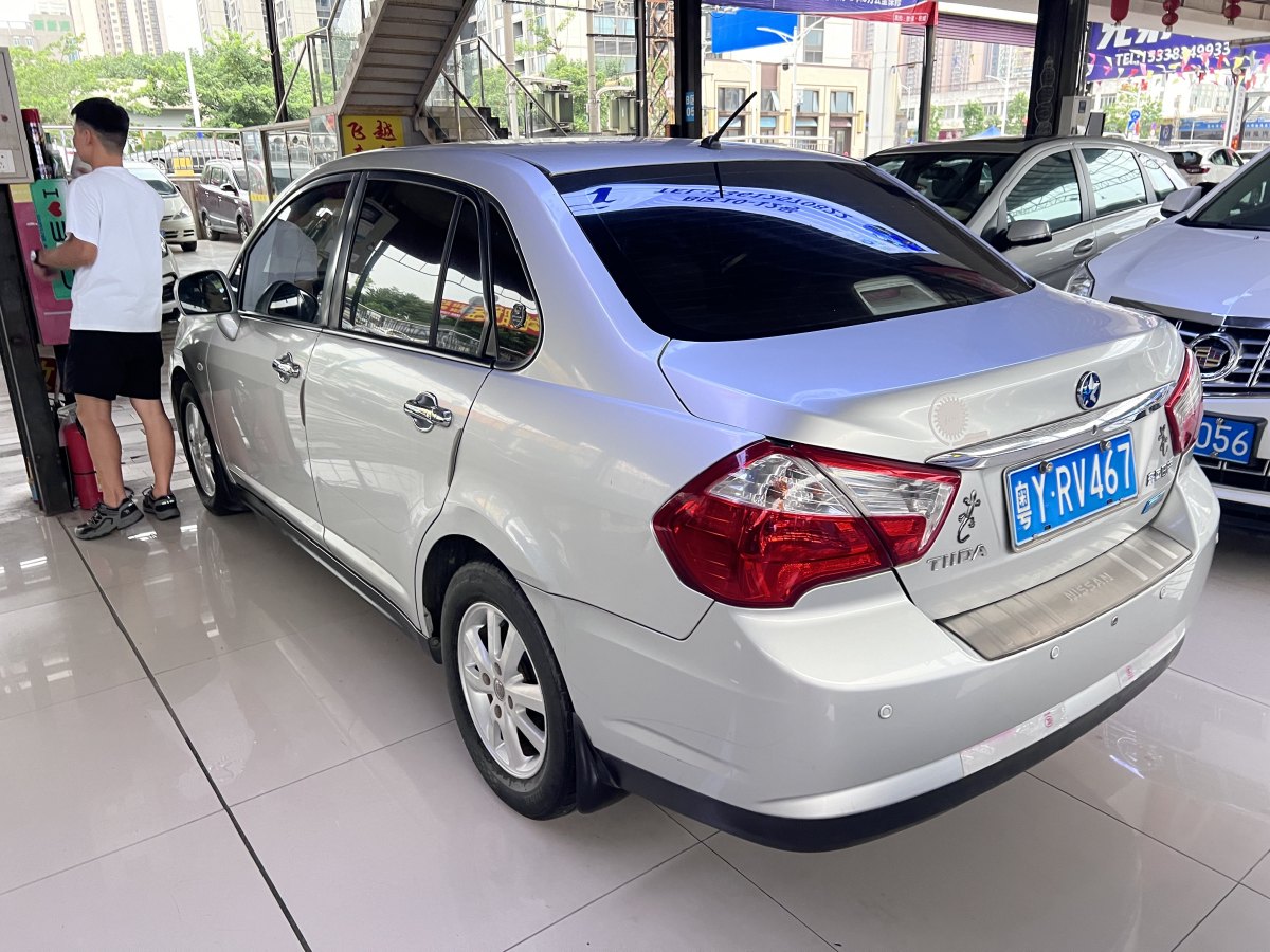 啟辰 D50  2013款 1.6L 手動(dòng)時(shí)尚版圖片