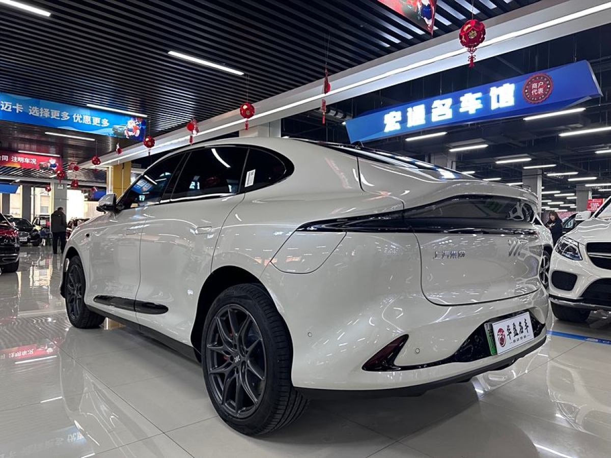 智己 智己LS6  2023款 Max 標(biāo)準(zhǔn)版圖片