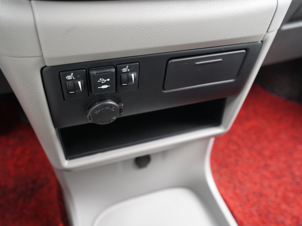 丰田 塞纳  2017款 3.5 LE Mobility 两驱7座 美规版图片