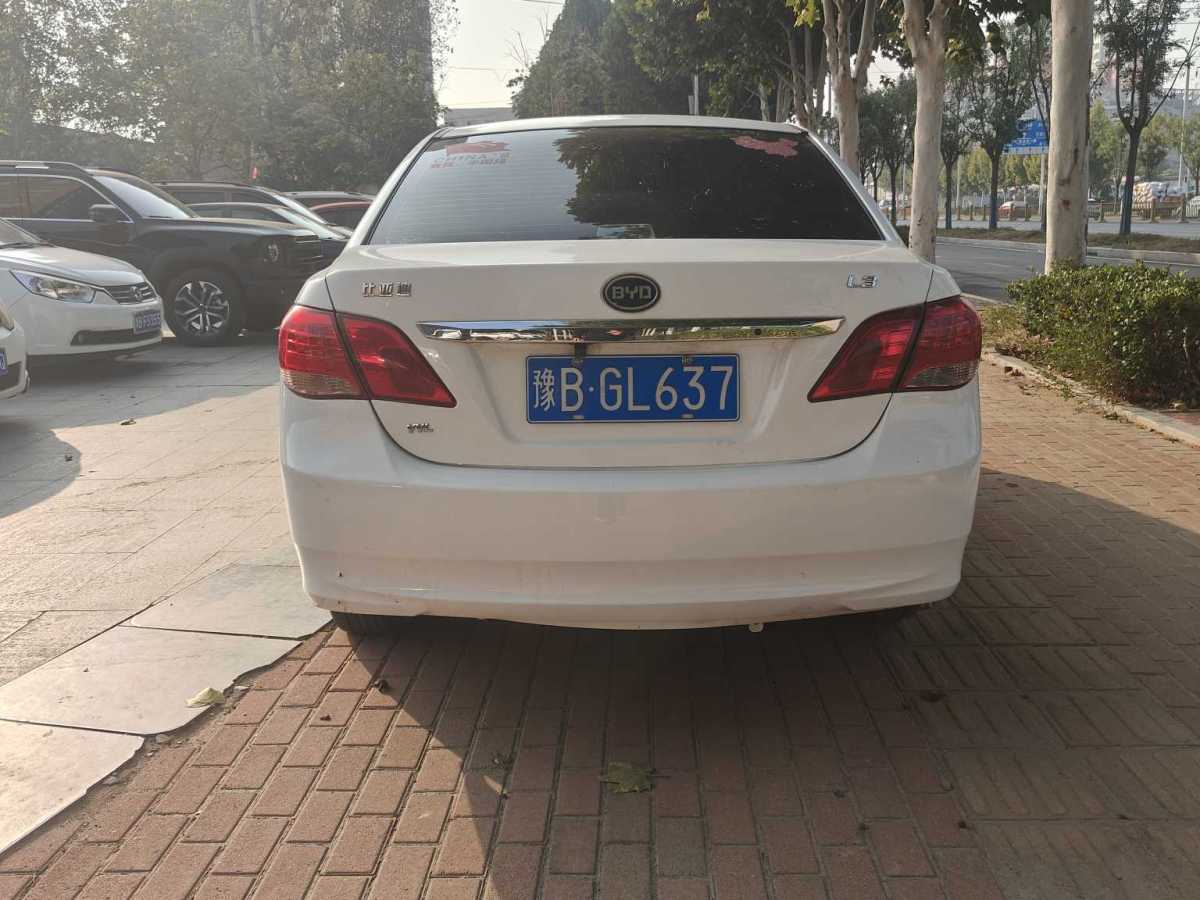 比亞迪 L3  2012款 1.5L 手動尊貴型圖片