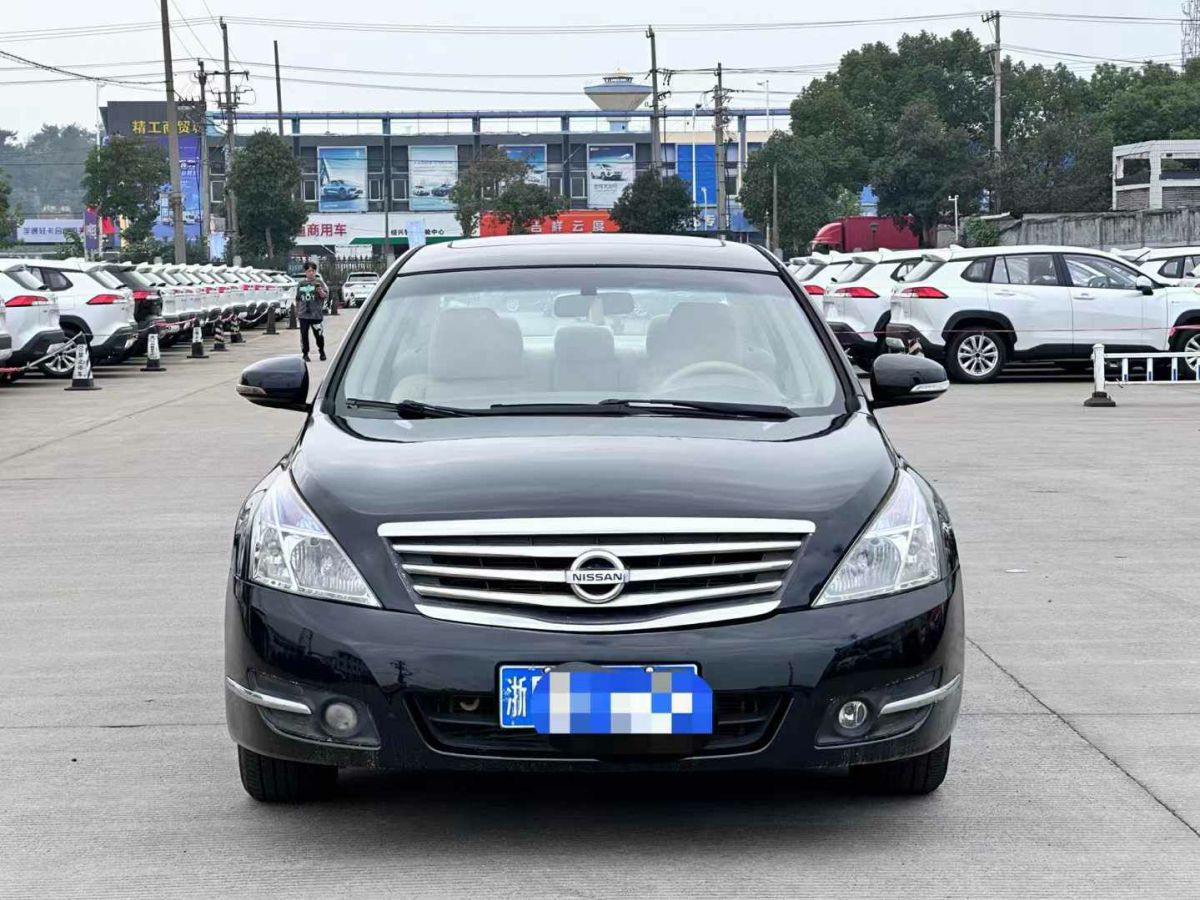 日產(chǎn) 天籟  2010款 2.0L XL周年紀念版圖片