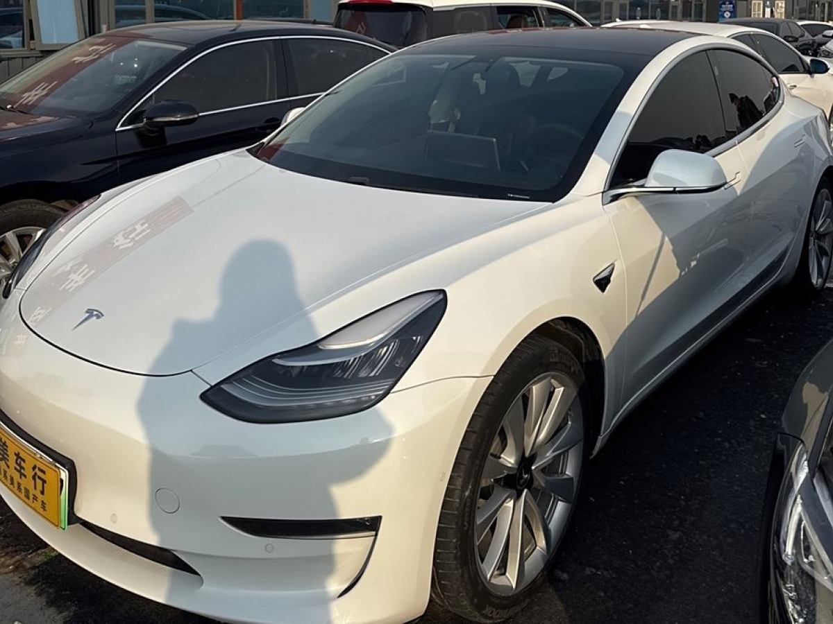 特斯拉 Model 3  2020款 改款 長(zhǎng)續(xù)航后輪驅(qū)動(dòng)版圖片