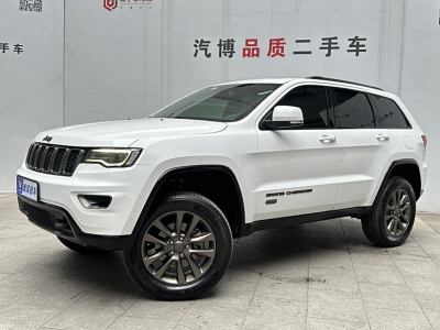 2017年6月 Jeep 大切諾基(進(jìn)口) 3.0TD 柴油 75周年致敬版圖片