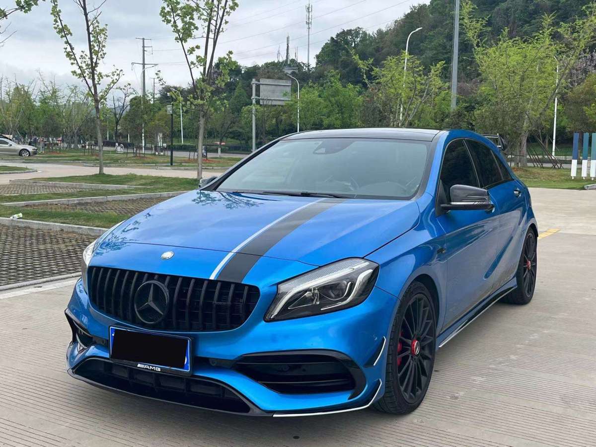 奔驰 奔驰A级AMG  2016款 AMG A 45 4MATIC 冠军版图片