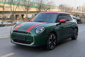 電動(dòng)MINI COOPER MINI 452km COOPER SE 藝術(shù)家