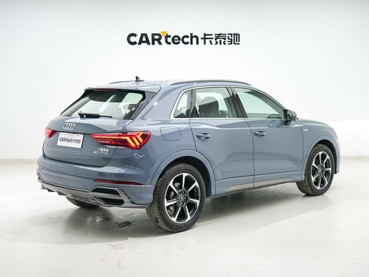 奧迪 奧迪Q3  2022款 40 TFSI RS套件燃速型圖片