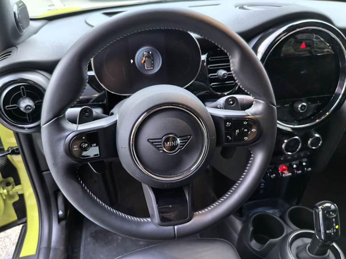 2023年1月MINI MINI  2023款 2.0T COOPER S CABRIO 藝術(shù)家