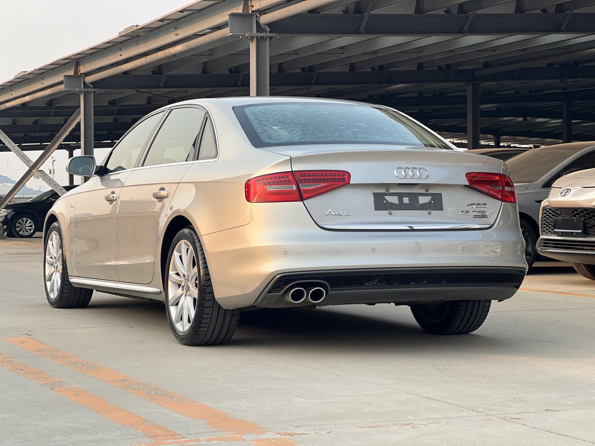 奧迪 奧迪A4L  2016款 45 TFSI quattro運(yùn)動(dòng)型圖片