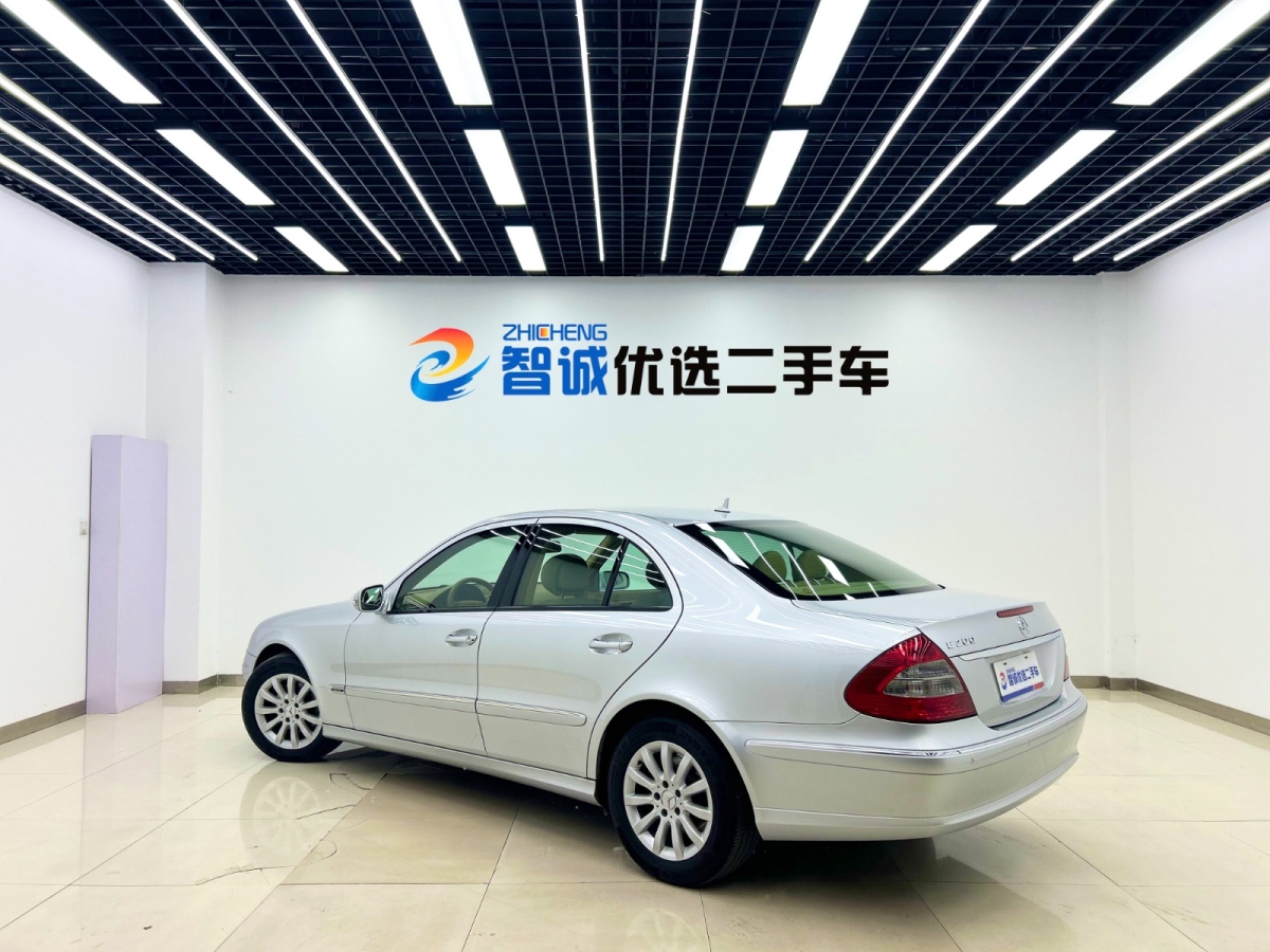 奔馳 奔馳E級(jí)  2007款 E 200K 優(yōu)雅型圖片