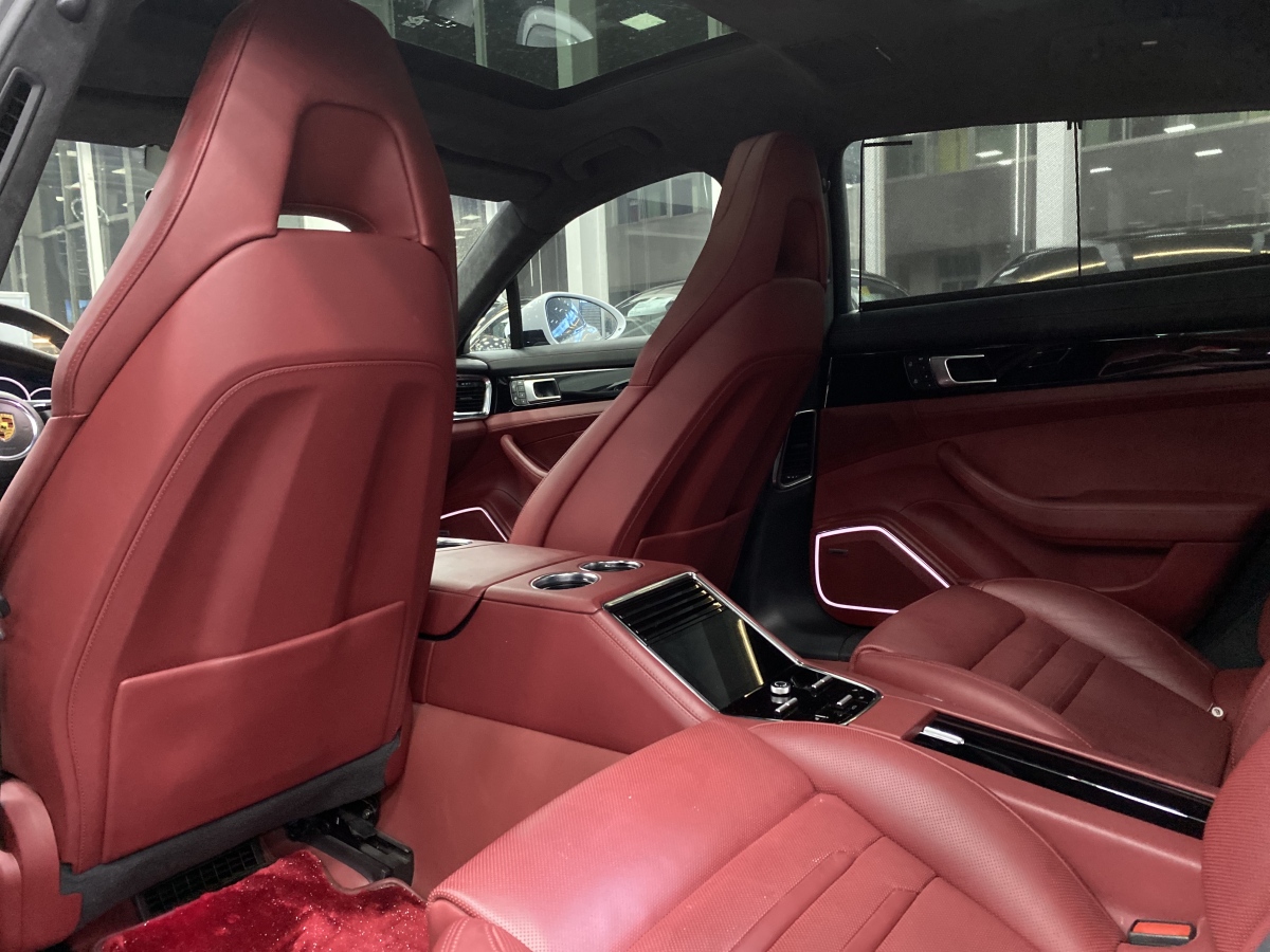 保時(shí)捷 Panamera  2022款 Panamera 行政加長(zhǎng)版 2.9T圖片