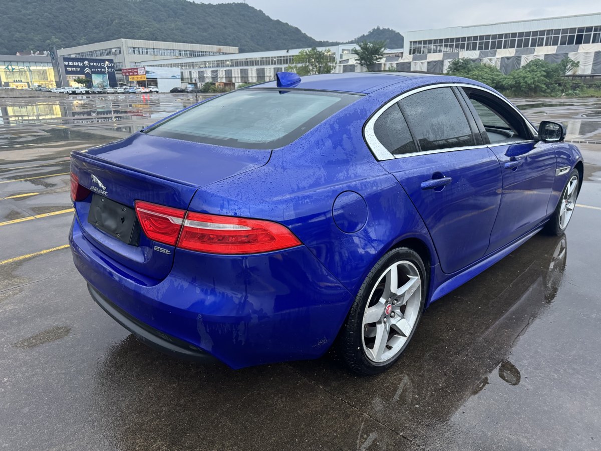 2017年3月捷豹 XE  2015款 2.0T 200PS R-Sport