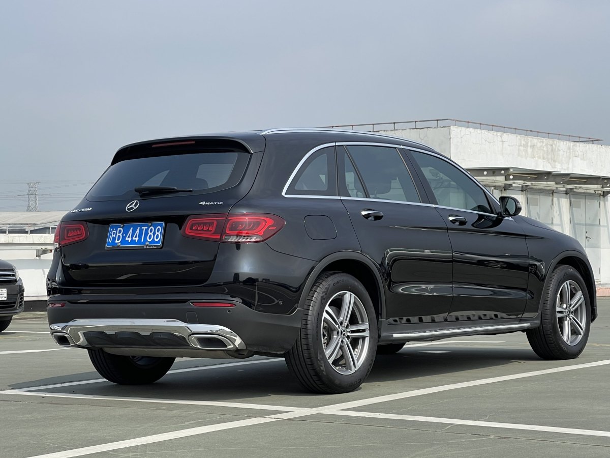 2021年2月奔馳 奔馳GLC  2021款 GLC 260 L 4MATIC 豪華型