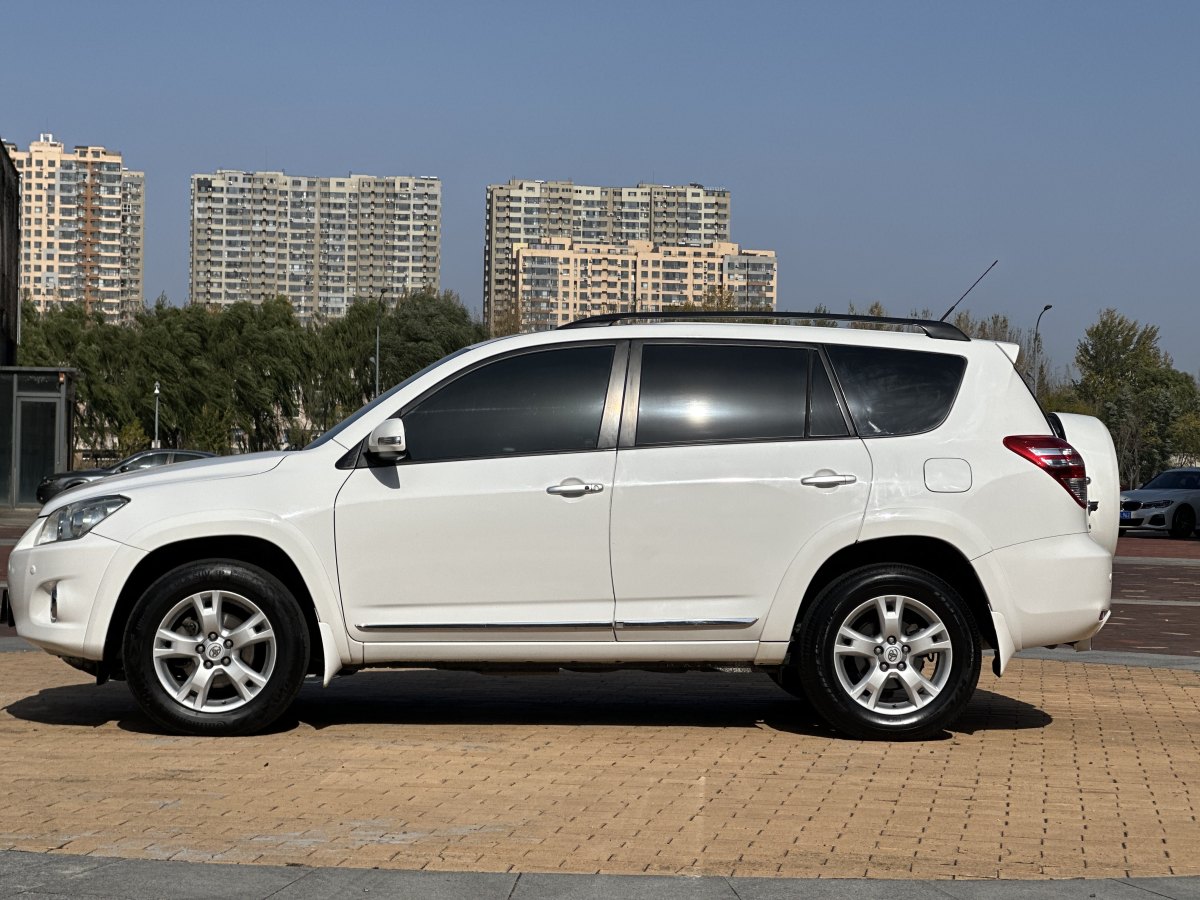 豐田 RAV4榮放  2010款 2.4L 自動(dòng)豪華升級(jí)版圖片