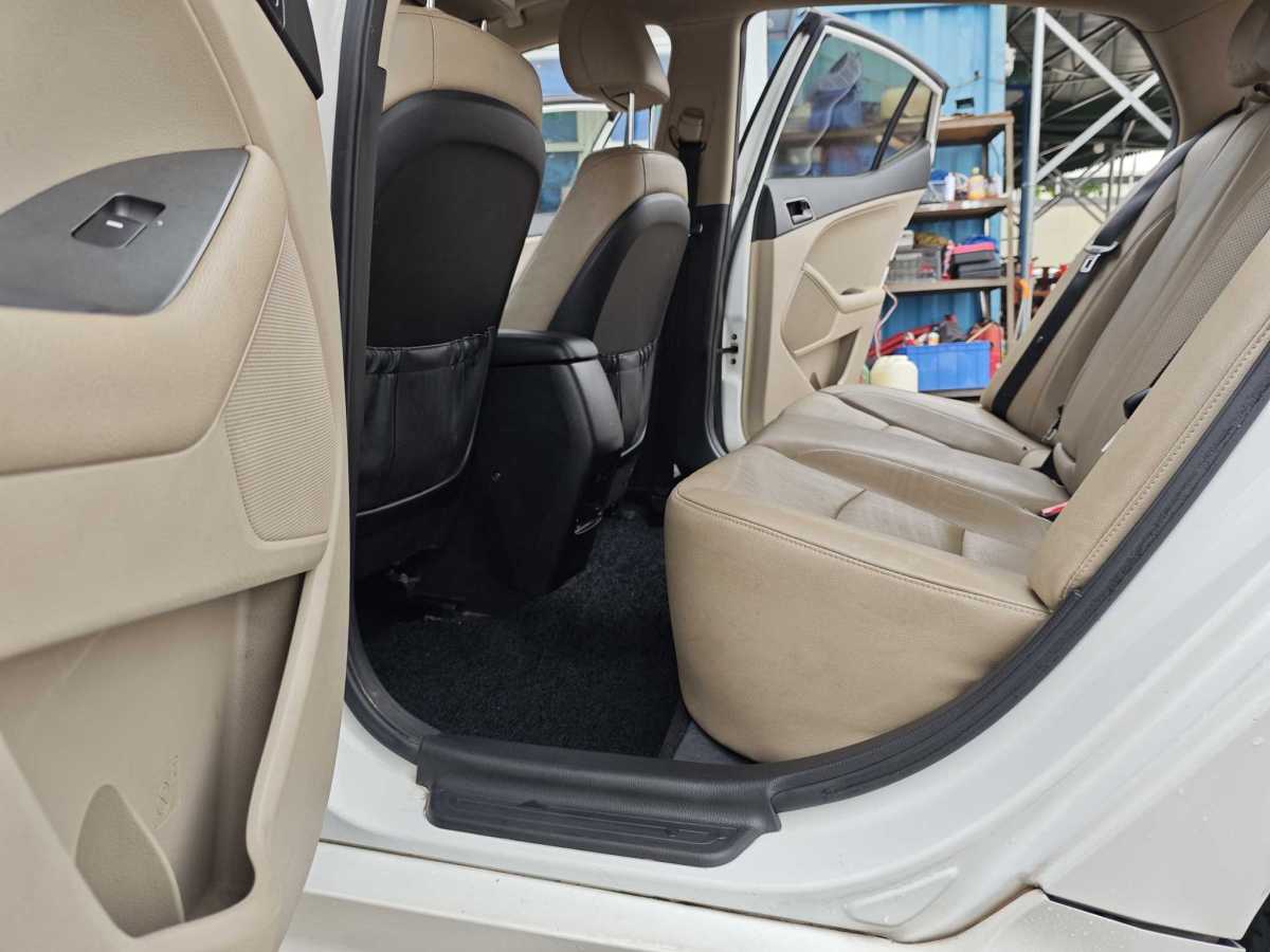 起亞 K5  2017款 2.0L 自動15周年特別版LUX圖片