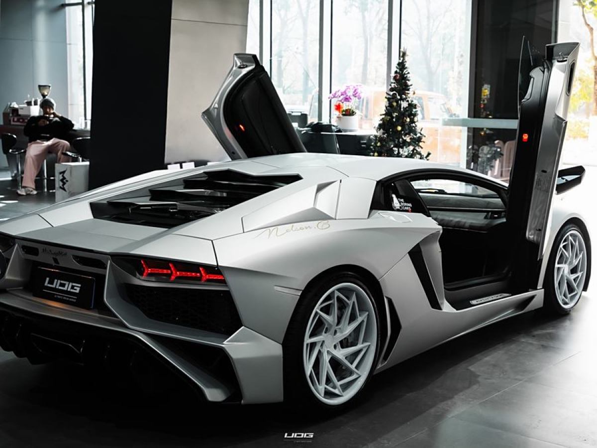 蘭博基尼 Aventador  2011款 LP 700-4圖片