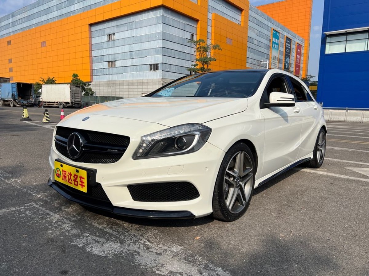 奔馳 奔馳A級(jí)AMG  2014款 AMG A 45 4MATIC圖片