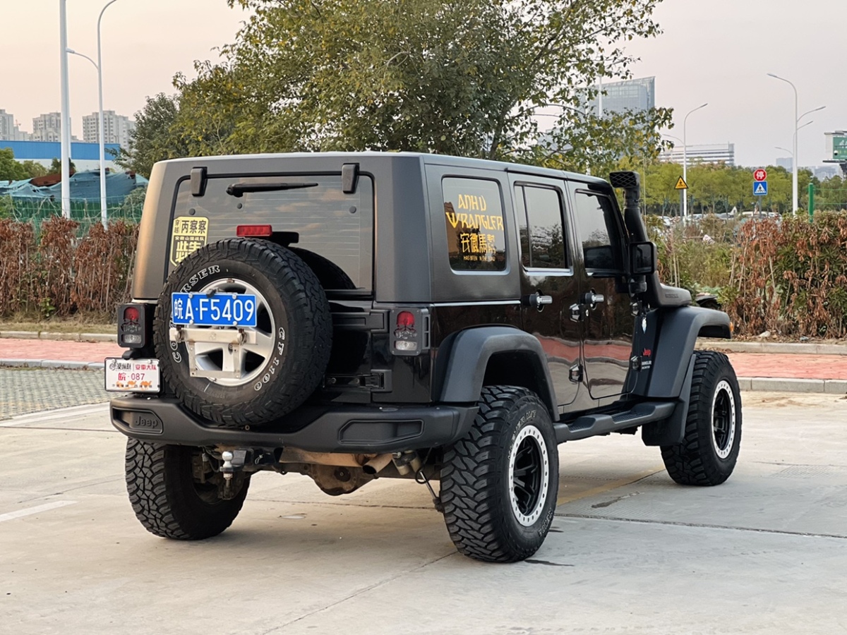 8l rubicon 四门版