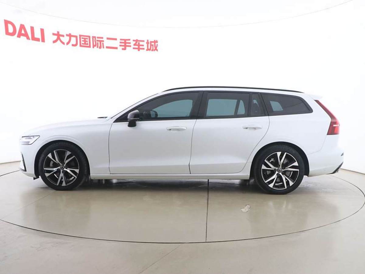 沃爾沃 V60  2021款 B5 智遠(yuǎn)豪華版圖片