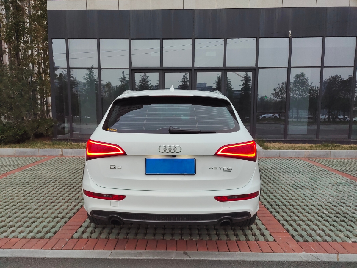 2014年8月奧迪 奧迪Q5  2013款 45 TFSI quattro 運(yùn)動型