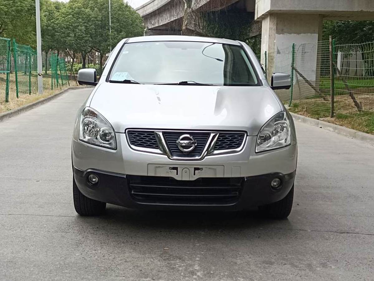 2012年7月日產(chǎn) 逍客  2011款 2.0XV 雷 CVT 2WD