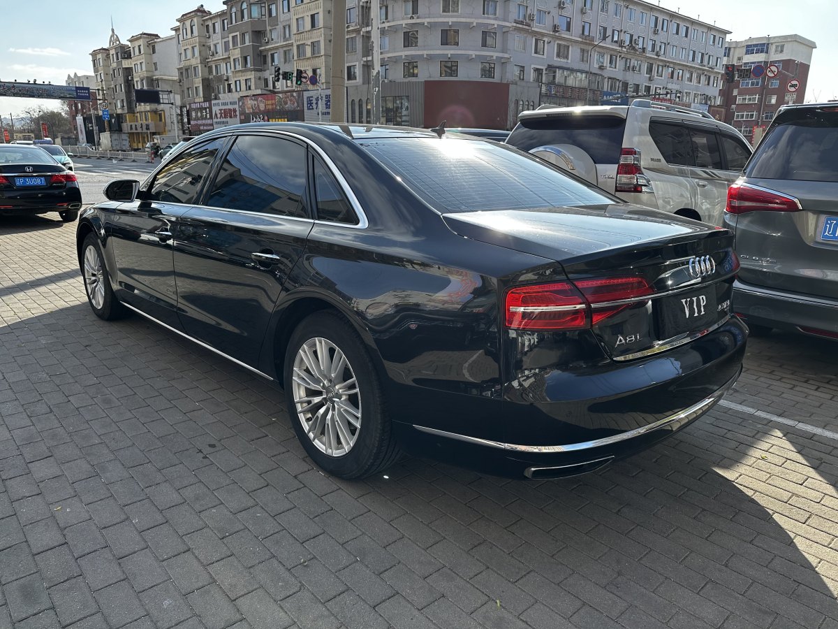 奧迪 奧迪A8  2014款 A8L 45 TFSI quattro豪華型圖片