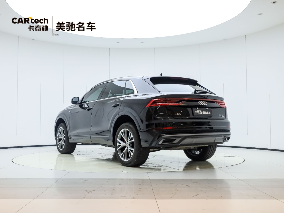 2021年6月名爵 TF 奧迪Q8 2021款 55 TFSI 臻選動感型