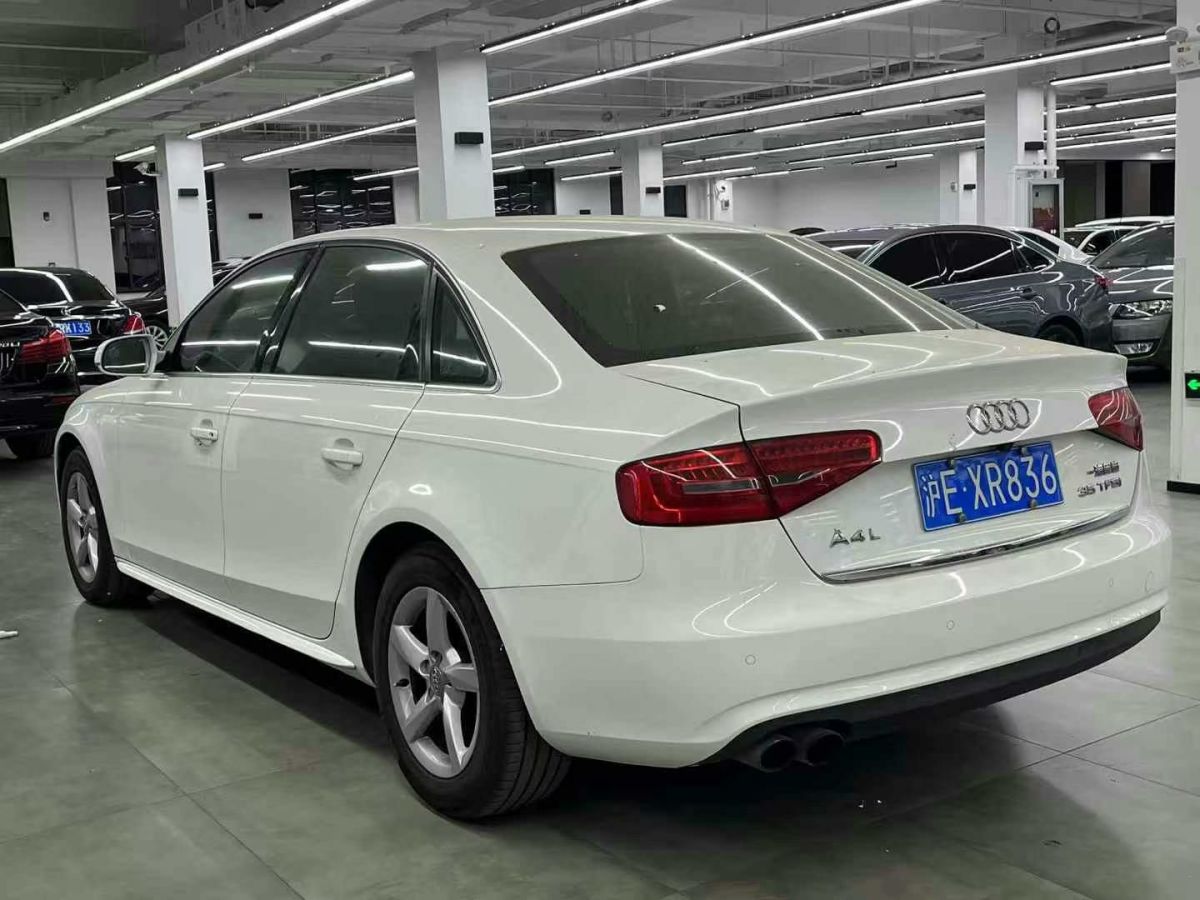 奧迪 奧迪A4L  2015款 A4L 1.8TFSI 30TFSI 舒適型圖片