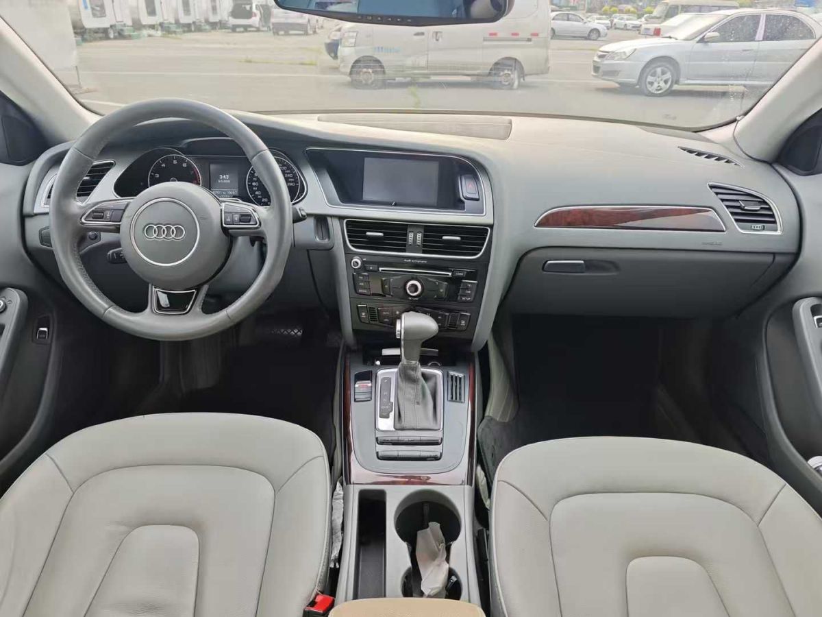 奧迪 奧迪A4L  2013款 A4L 30TFSI 舒適型圖片