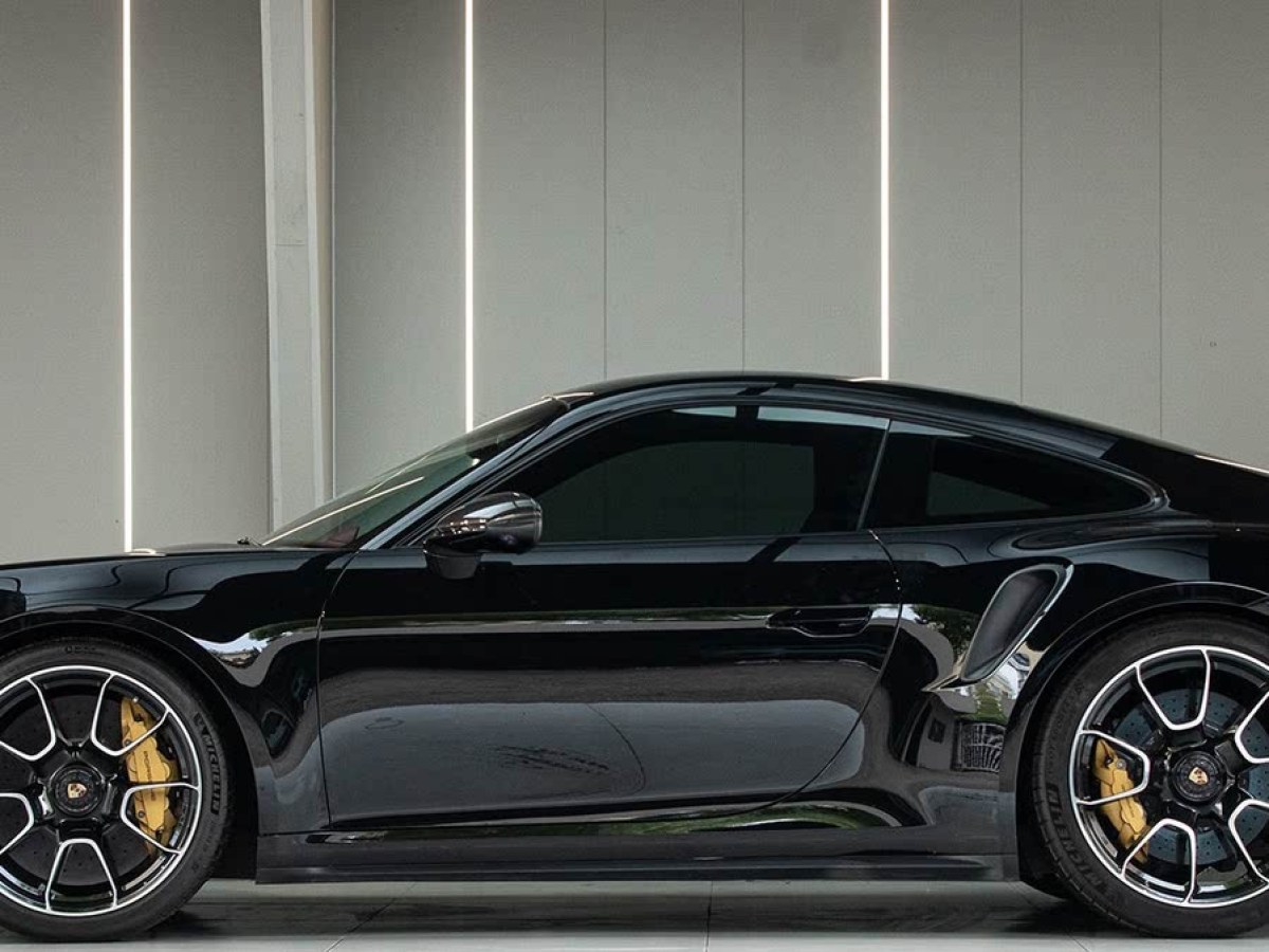 保時(shí)捷 911  2022款 Turbo S 3.8T圖片
