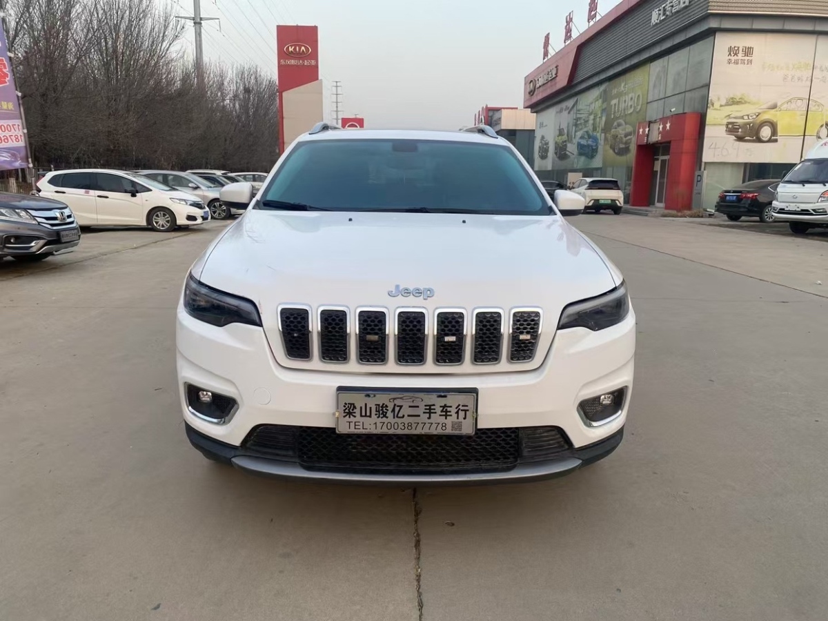 Jeep 自由光  2020款 2.0T 兩驅(qū)領(lǐng)先版圖片