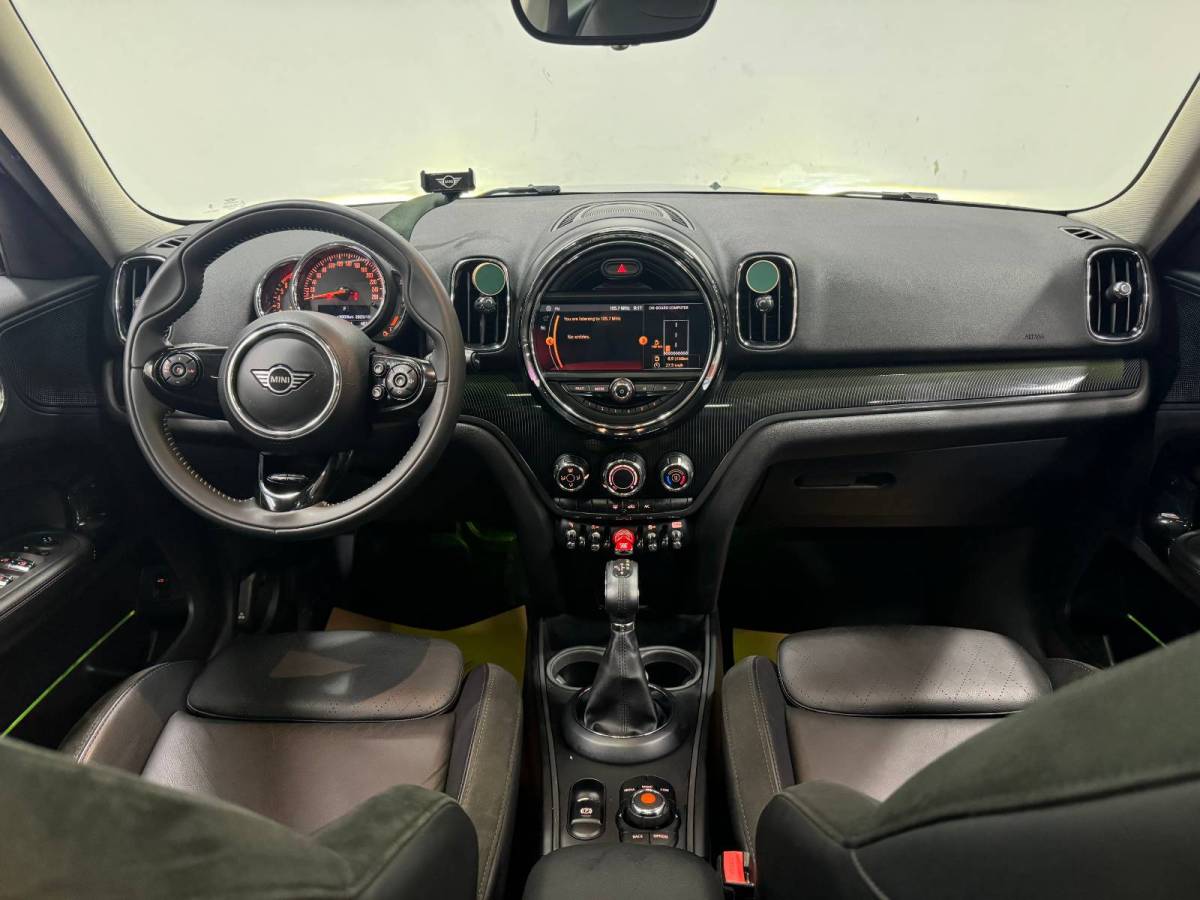 MINI COUNTRYMAN  2018款 1.5T COOPER ALL4 藝術家圖片