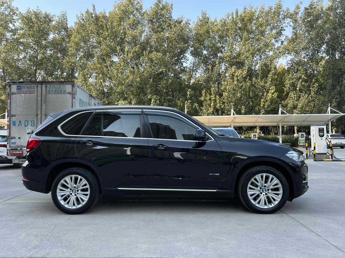 寶馬 寶馬X5  2014款 xDrive35i 領(lǐng)先型圖片