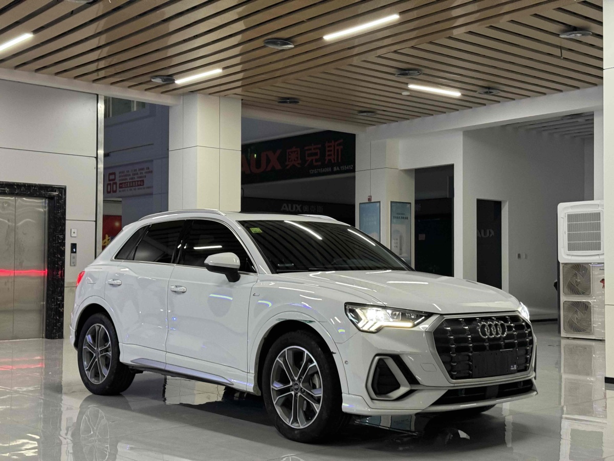 奧迪 奧迪Q3  2022款 40 TFSI 時尚動感型圖片