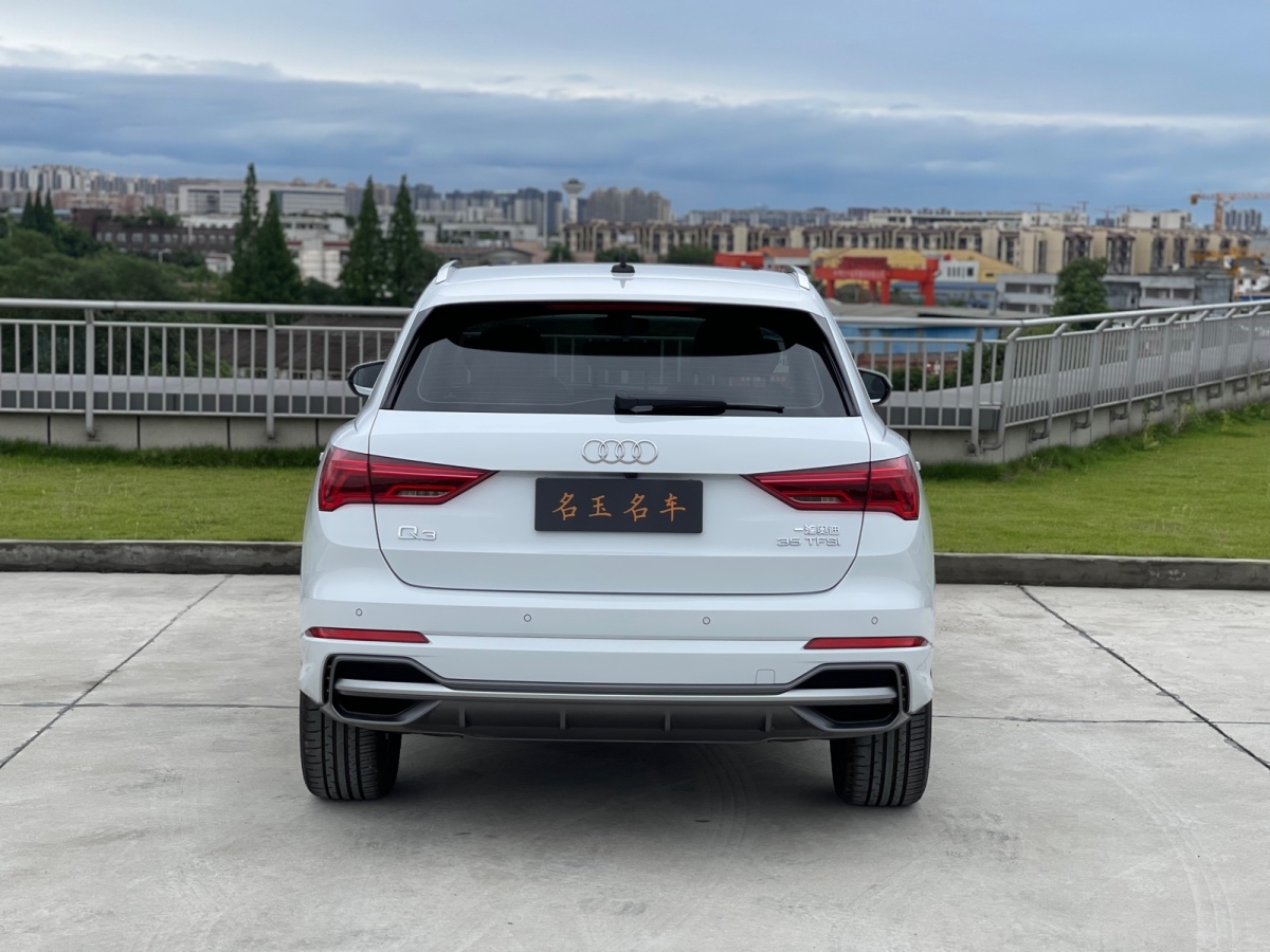 奧迪 奧迪q3 2021款 35 tfsi 時尚動感型圖片